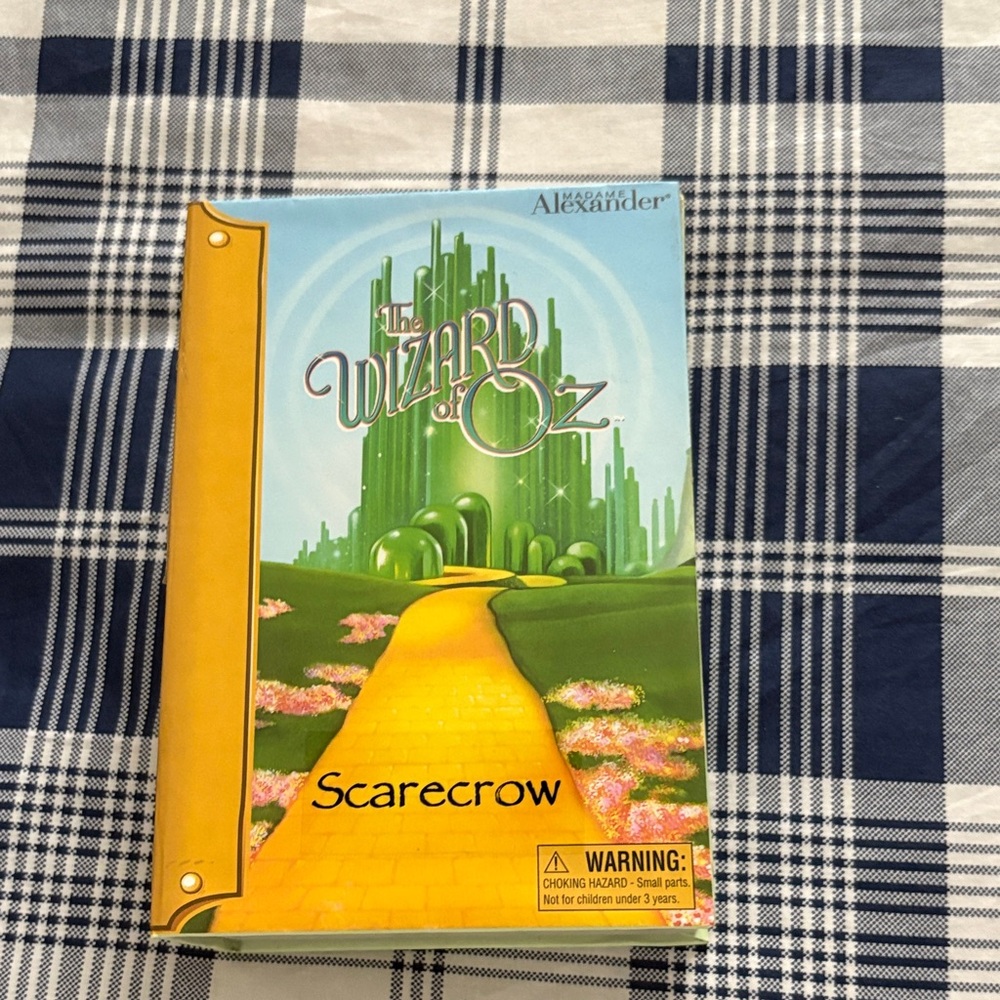 Madame Alexander Wizard of Oz Scarecrow Doll Box - Yellow, Green, Blue